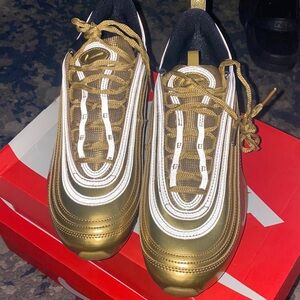 Nike Gold and White Men's Shoes